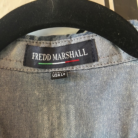 Casual button down - Picture 2 of 3